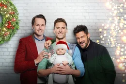 Die Br&uuml;der Stephan (Paul Campbell, li.), Taylor (Tyler Hynes, re.) und Luke (Andrew Walker) m&uuml;ssen sich unverhofft um ein Baby k&uuml;mmern.