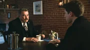 Frank (Tom Selleck) spricht mit Enkel Joe Hill (Will Hochman)