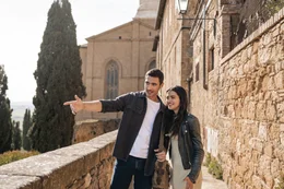 Maia Reficco, Giuseppe Futia
