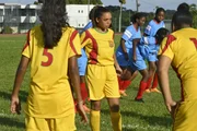 Fußballerin Grace Devon (Rita Bernard-Shaw) zieht Ärger an