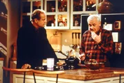 Frasier und Martin sprechen über die heiße Nachbarin