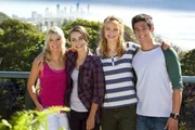 Die Hauptdarsteller von Mako Mermaids v.l.n.r.: Sirena (Amy Ruffle), Nixie (Ivy Latimer), Lyla (Lucy Fry) und Zac (Chai Romruen)