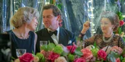 Camilla (Olivia Williams) feiert ihren Geburtstag mit Gästen