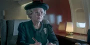 Die Queen (Ilmelda Staunton) denkt an die verstorbene Diana