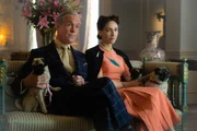Edward (Alex Jennings) und Wallis (Lia Williams) schmollen