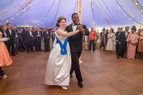 Präsident Nkrumah (Danny Sapani) bewundert Dancing Queen