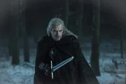 Der Hexer Geralt von Riva (Henry Cavill) fordert sein Schicksal heraus Der Hexer Geralt von Riva (Henry Cavill) fordert sein Schicksal heraus