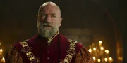 Sigismund Dijkstra (Graham McTavish) plant die Eroberung von Cintra Sigismund Dijkstra (Graham McTavish) plant die Eroberung von Cintra