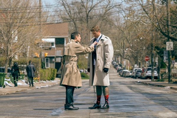 Eigentlich müssen Diego (David Castañeda) und Luther (Tom Hopper, r.) zusammenhalten