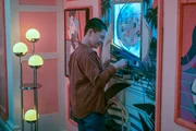Stan (Javon Walton) spielt in einer ruhigen Minute