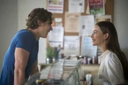 YOU (L to R) CHRIS O'SHEA as ANDREW and VICTORIA PEDRETTI as LOVE QUINN in episode 309 of YOU Cr. JOHN P. FLEENOR/NETFLIX © 2021