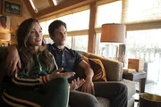 YOU (L to R) VICTORIA PEDRETTI as LOVE QUINN and PENN BADGLEY as JOE GOLDBERG in episode 305 of YOU Cr. JOHN P. FLEENOR/NETFLIX © 2021