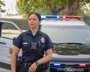 Lucy (Melissa O'Neil) soll unter Druck entscheiden