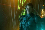 Die Borg vereinnahmen Jack Crusher (Ed Speleers)