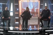 Jean-Luc Picard (l.), Seven und William Riker starten ins All