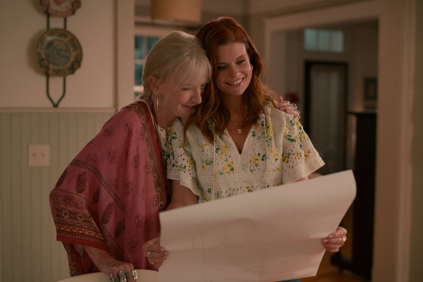 Caroline Lagerfelt, JoAnna Garcia Swisher