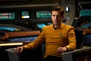 James T. Kirk (Paul Wesley) kommandiert die Farragut
