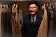 Sazz Pataki (Jane Lynch) lebte selbstbewusst und gefährlich Sazz Pataki (Jane Lynch) lebte selbstbewusst und gefährlich