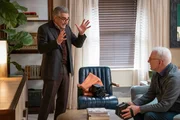 Eugene Levy will Charles (Steve Martin, r.) begeistern Eugene Levy will Charles (Steve Martin, r.) begeistern