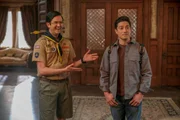 Pete (Richie Moriarty) mag Kyle (Ben Feldman, r.)