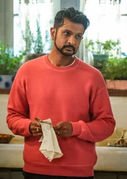 Jay (Utkarsh Ambudkar) steht unter Druck Jay (Utkarsh Ambudkar) steht unter Druck