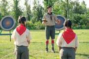 Pete (Richie Moriarty) wird sein Engagement für die Kinder bereuen