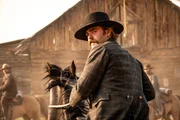 In seinem Zorn reitet Pat Garrett (Alex Roe) weiter