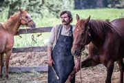 Pat Garrett (Alex Roe) ist vielseitig begabt