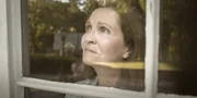 Sheila Mullen (Joan Allen) denkt an ihren Ehemann George