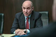 Howard Udell (Brian Markinson) widersteht jeglichen Attacken