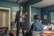 Toni (Marc Hosemann, l.) bedrängt Björn (Tom Schilling)