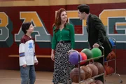 Milo (Max Matenko), Giada (Mimi Gianopulos) und Justin (David Henrie, r.) haben Spa&szlig;