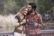 Kristen Bell als Joanne, Adam Brody als Noah
