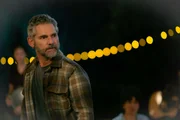 Ein &uuml;berraschendes Ereignis alarmiert Kyle Turner (Eric Bana) auf einer Feier