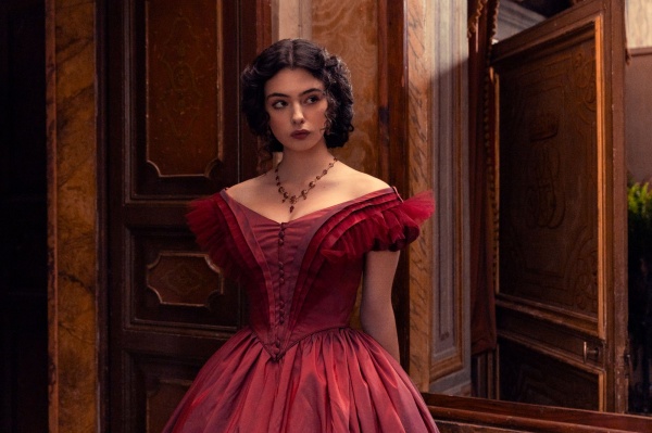 Deva Cassel