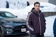 Bei seinen Ermittlungen auf der Stra&szlig;e will Jonah (Marcus Scribner) nicht auffallen