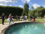 Dreharbeiten zur UNTER UNS-Jubiläumswoche: Die Hochzeit wurde auf einem Schloss gedreht.