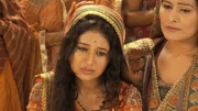 Königin Jodha Bai (Paridhi Sharma)