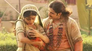 Kaiser Jalal Akbar (Rajat Tokas, re)
Königin Jodha Bai (Paridhi Sharma, li)