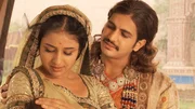 Kaiser Jalal Akbar (Rajat Tokas, re)
Königin Jodha Bai (Paridhi Sharma, li)
