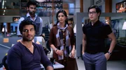 Agent Raghav Sinha (Sharad Kelkar, vorne li)
Agent Gauri (Deepali Pansare, 2.v.re)
Agent Rajbir (Danish Pandor, 2.v.li)
Agent Bikram (Jason Tham, re)