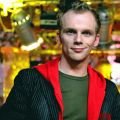 In "Schmitz in the City" geht der Comedian auf Städtetour