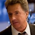 Dennis Farina ebenfalls mit an Bord