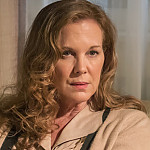 Elizabeth Perkins