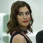 Lizzy Caplan
