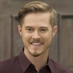 Lucas Grabeel