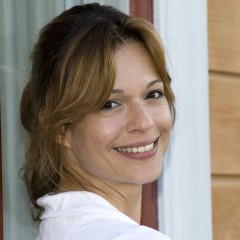 Suzan Anbeh