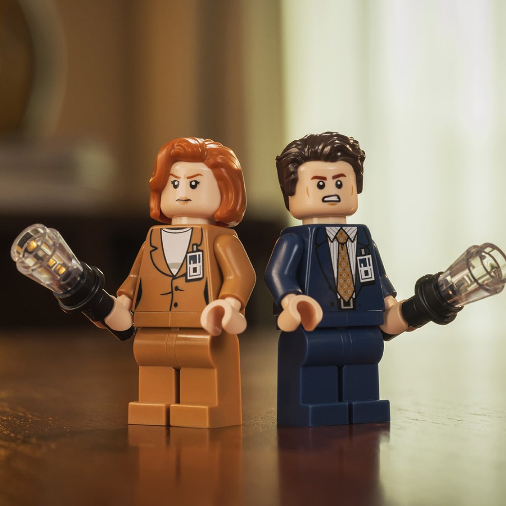 "Akte X": Mulder und Scully erhalten ein Klemmbaustein-Set/Lego Group "Akte X": Mulder und Scully erhalten ein Klemmbaustein-Set/Lego Group