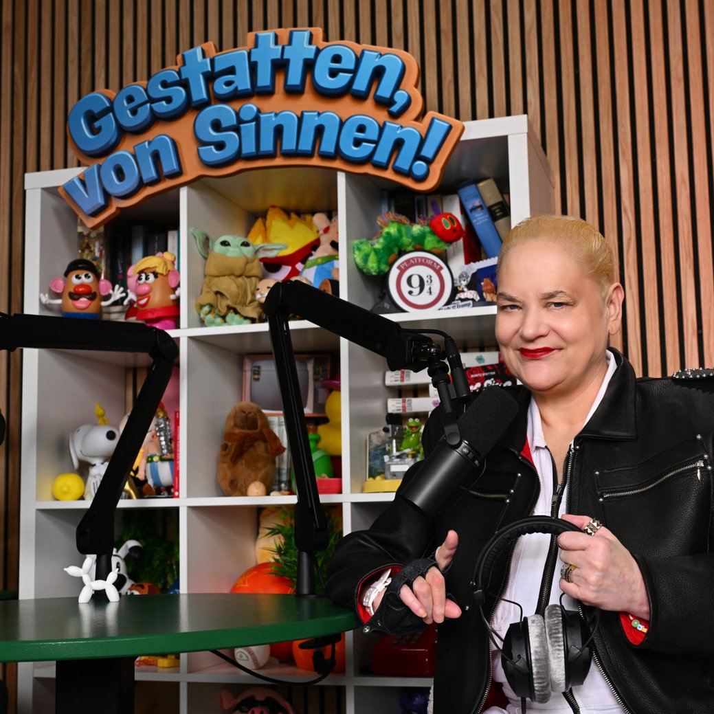 Hella von Sinnen: Raab produziert neuen Video-Podcast der Entertainerin/Willi Weber Hella von Sinnen: Raab produziert neuen Video-Podcast der Entertainerin/Willi Weber
