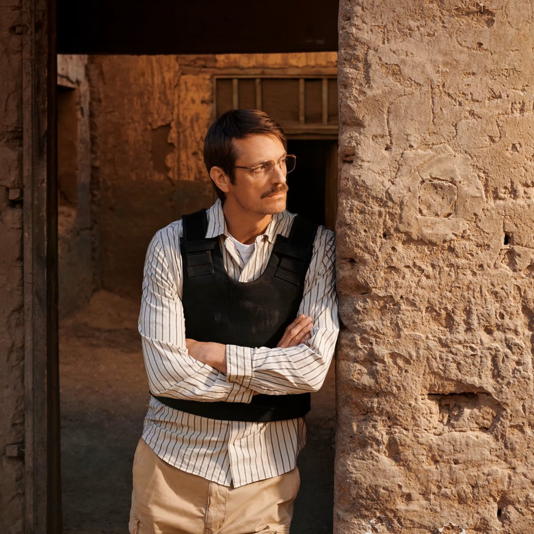 Politthriller "High Value Target: The Hunt for Saddam" mit "Harry Hole"-Star Joel Kinnaman erhält Trailer und Startdatum/TNT Politthriller "High Value Target: The Hunt for Saddam" mit "Harry Hole"-Star Joel Kinnaman erhält Trailer und Startdatum/TNT